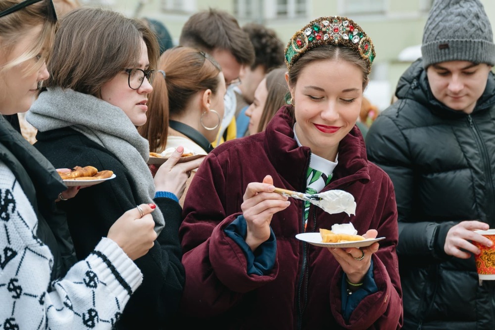 Illustration for news: Maslenitsa at HSE University: Spring Festival to Bring Students and Teachers Together