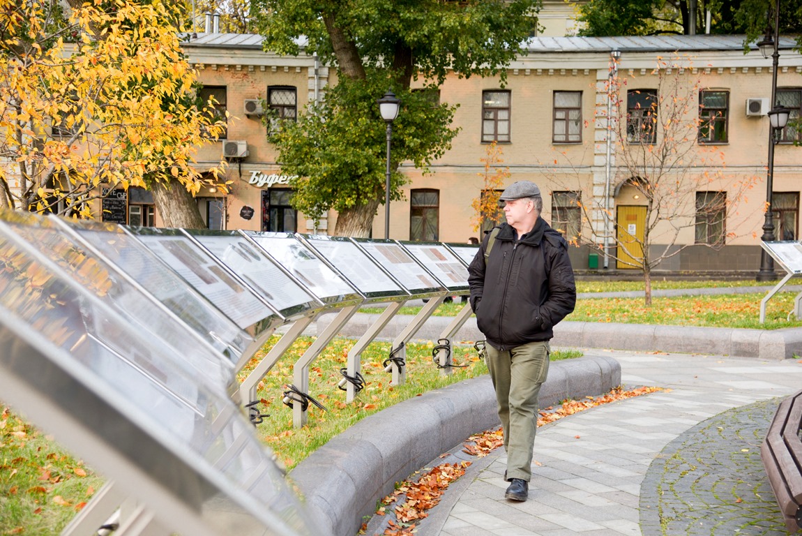 ВШЭ открыла на Хитровской площади экспозицию, посвященную истории этого  места — Национальный исследовательский университет «Высшая школа экономики»