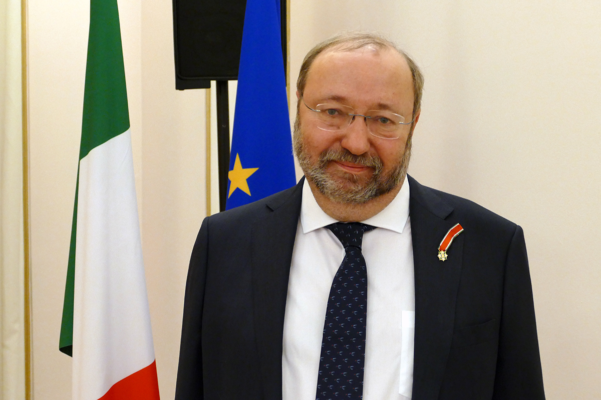 hse-banking-institute-director-awarded-italian-order-of-the-star-hse