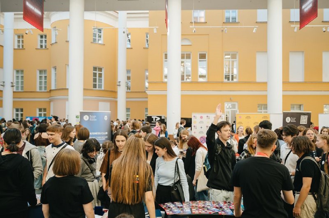 Иллюстрация к новости: Запуск Студенческой оценки преподавания в 1 модуле 2024-25